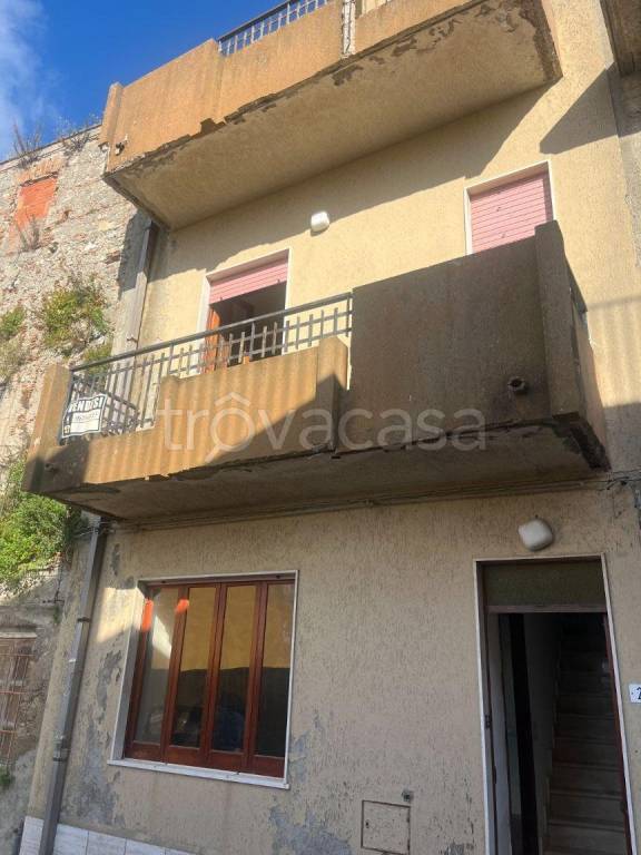 casa indipendente in vendita a Roccavaldina