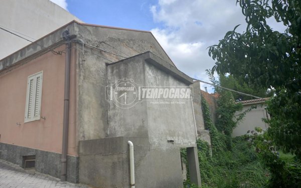 casa indipendente in vendita a Roccavaldina