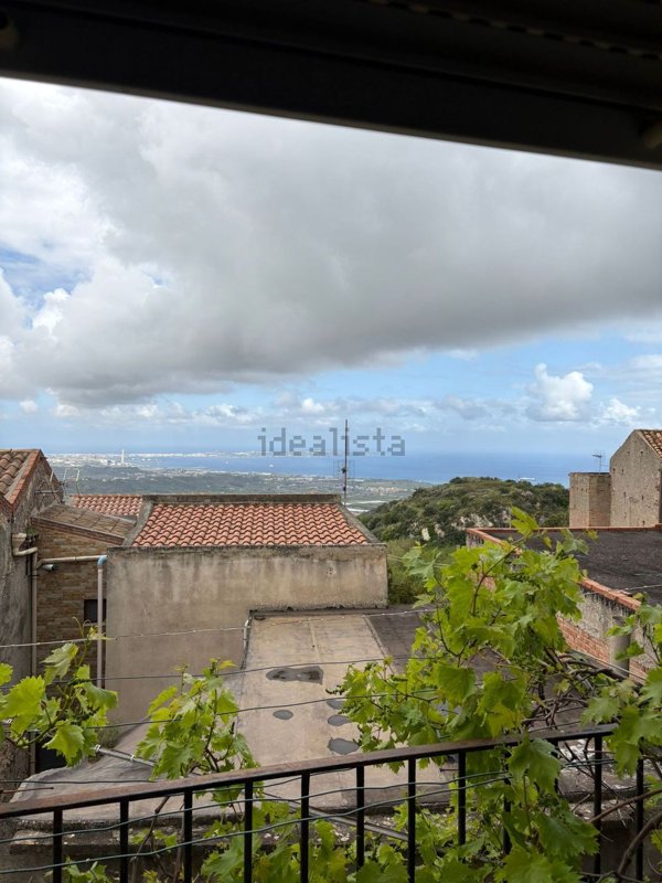 appartamento in vendita a Roccavaldina