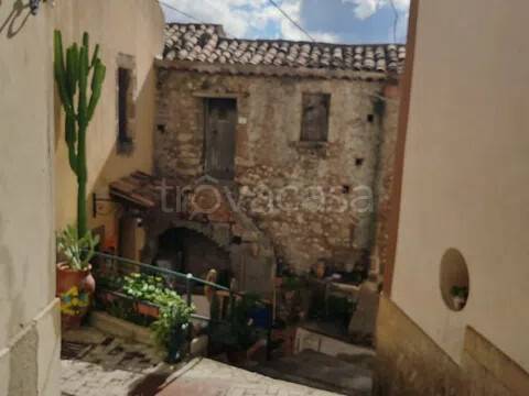 casa indipendente in vendita a Roccavaldina