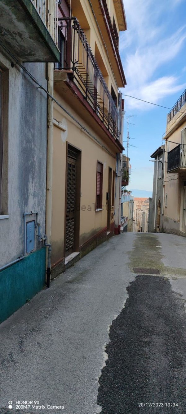 appartamento in vendita a Roccavaldina