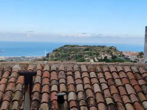 casa indipendente in vendita a Roccavaldina