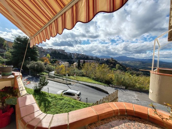 appartamento in vendita a Roccavaldina