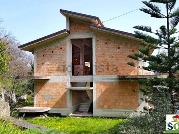 casa indipendente in vendita a Rodì Milici