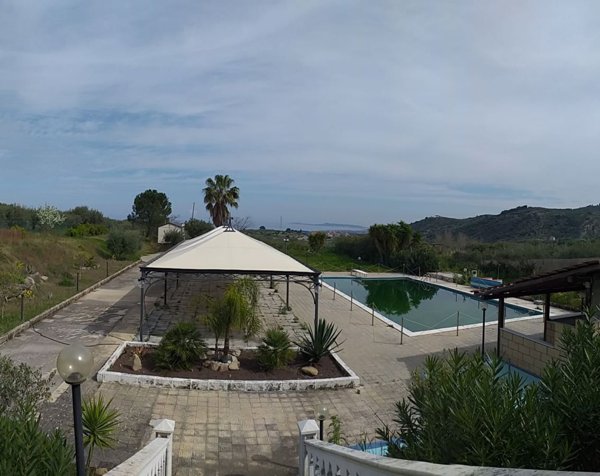 casa indipendente in vendita a Rodì Milici