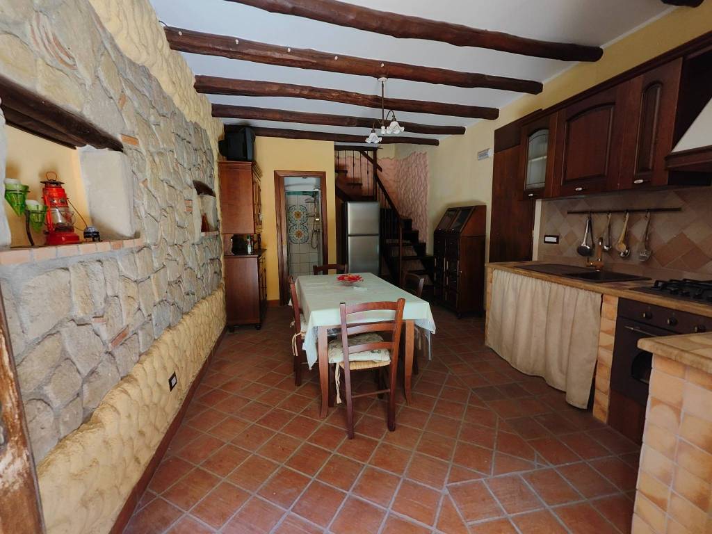 casa indipendente in vendita a Rodì Milici