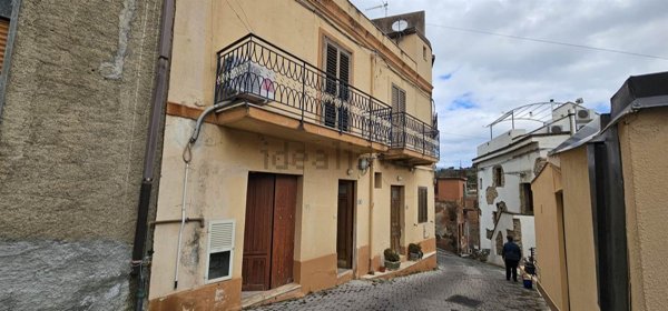 casa indipendente in vendita a Rodì Milici