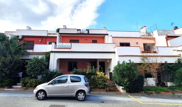 casa indipendente in vendita a Rometta