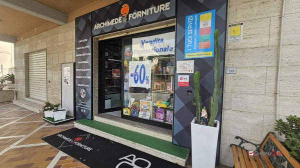 locale commerciale in vendita a Rometta in zona Rometta Marea