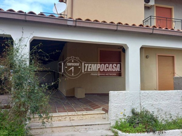 casa indipendente in vendita a Rometta in zona Rometta Marea