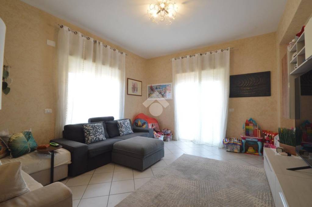 appartamento in vendita a Rometta in zona Rometta Marea