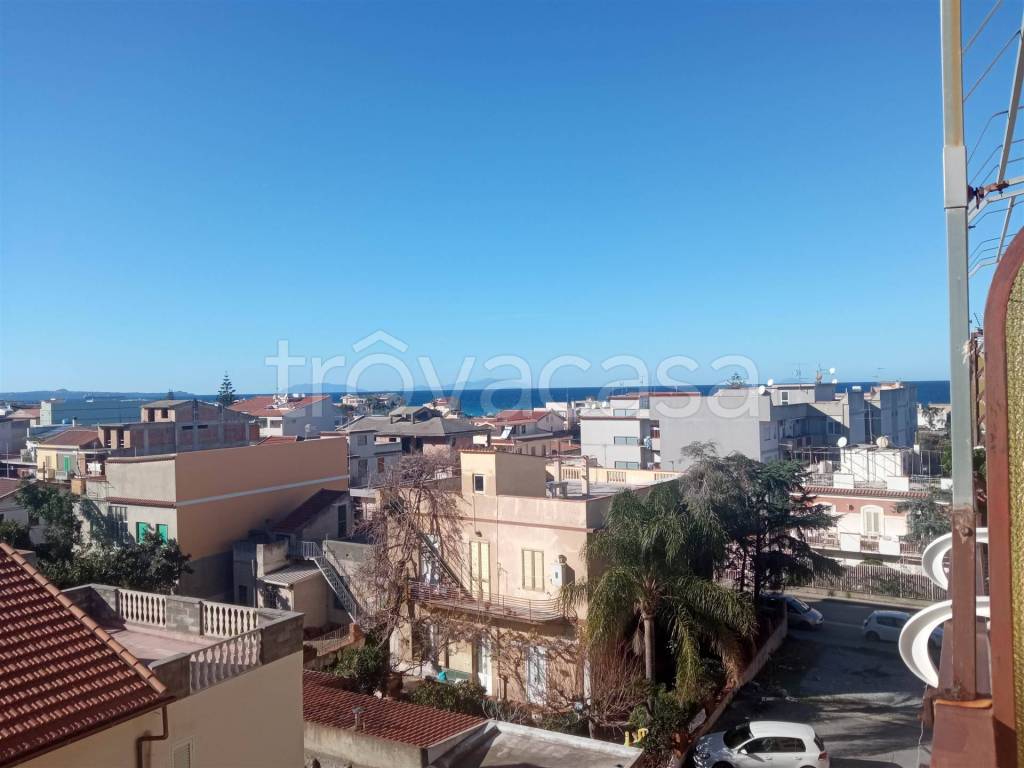 appartamento in vendita a Rometta in zona Rometta Marea