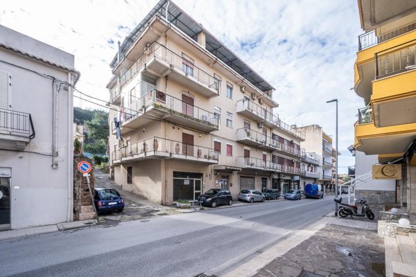 appartamento in vendita a Rometta in zona Rometta Marea