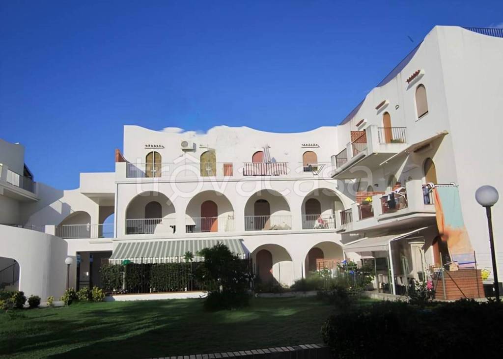 appartamento in vendita a Rometta in zona Rometta Marea