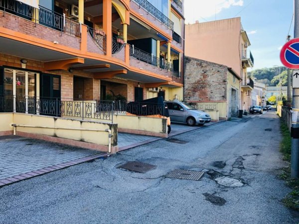 casa indipendente in vendita a Rometta in zona Rometta Marea
