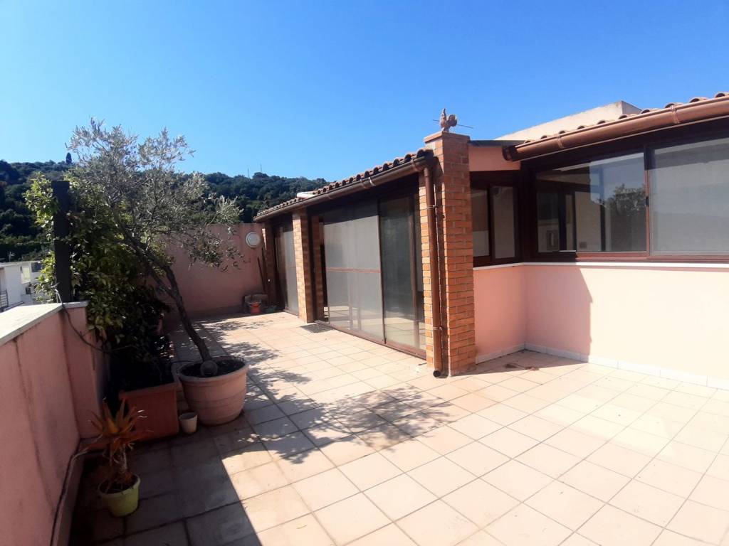 appartamento in vendita a Rometta in zona Rometta Marea