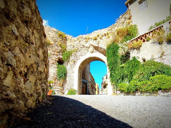 casa indipendente in vendita a Rometta