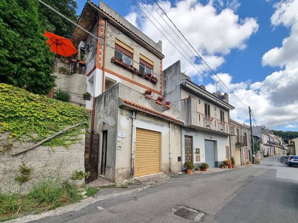 casa indipendente in vendita a Rometta in zona Gimello