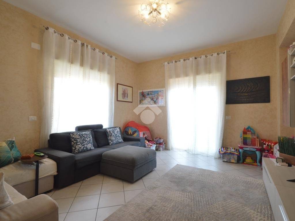 appartamento in vendita a Rometta in zona Rometta Marea