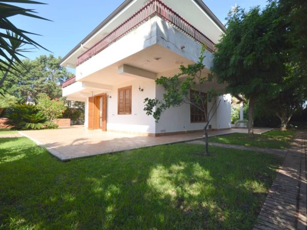 casa indipendente in vendita a Rometta in zona Rometta Marea