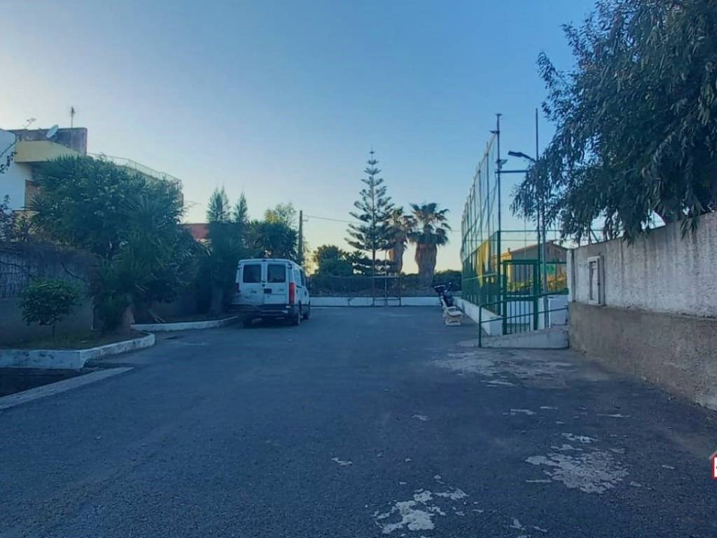 locale commerciale in vendita a Rometta in zona Rometta Marea