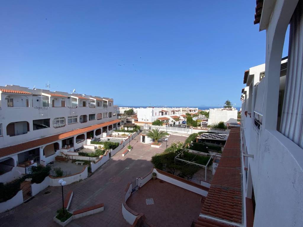 appartamento in vendita a Rometta in zona Rometta Marea