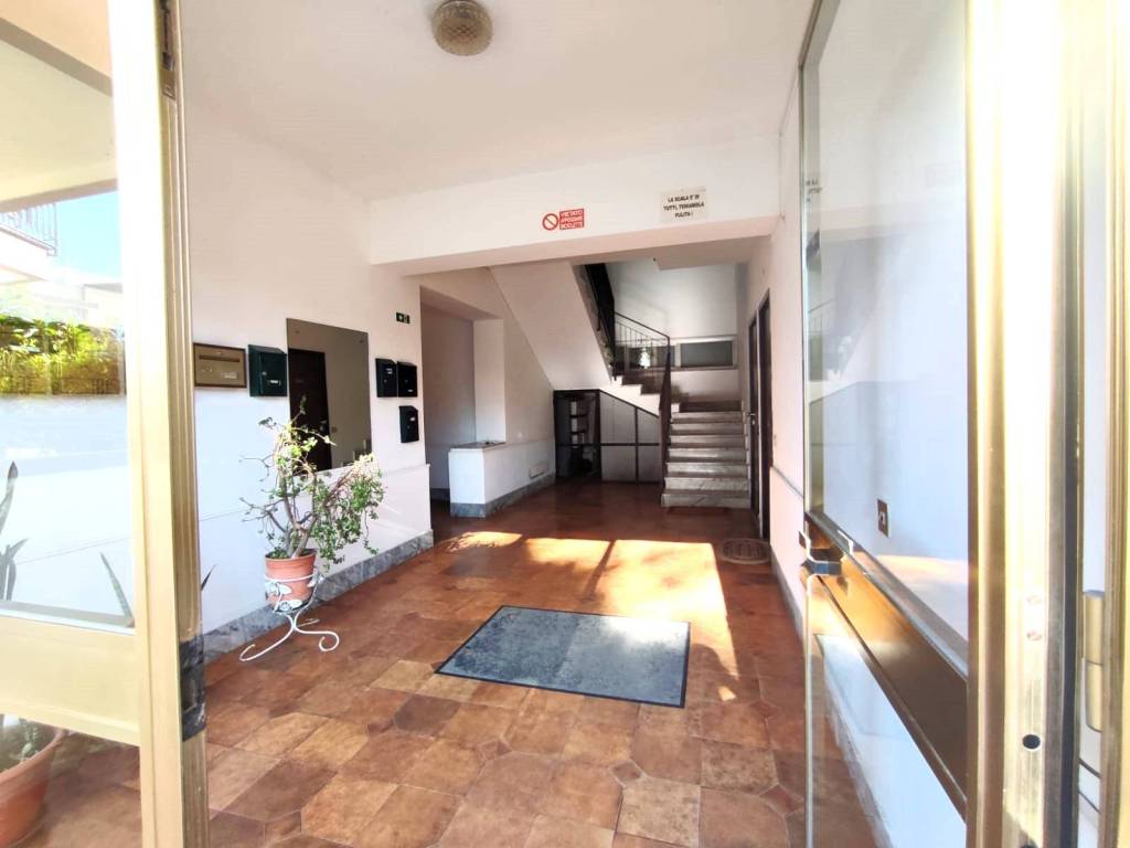 appartamento in vendita a Rometta in zona Rometta Marea