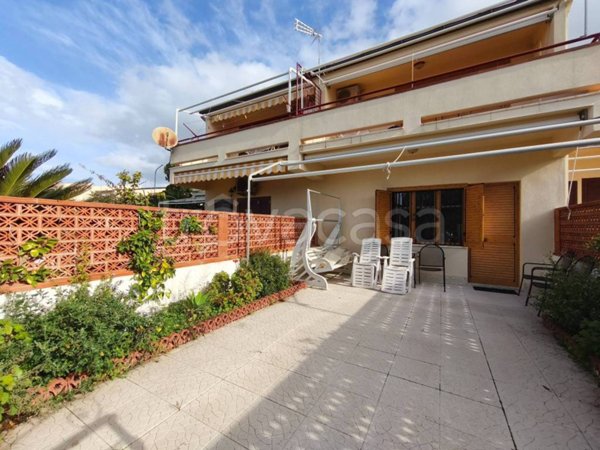 casa indipendente in vendita a Rometta in zona Rometta Marea