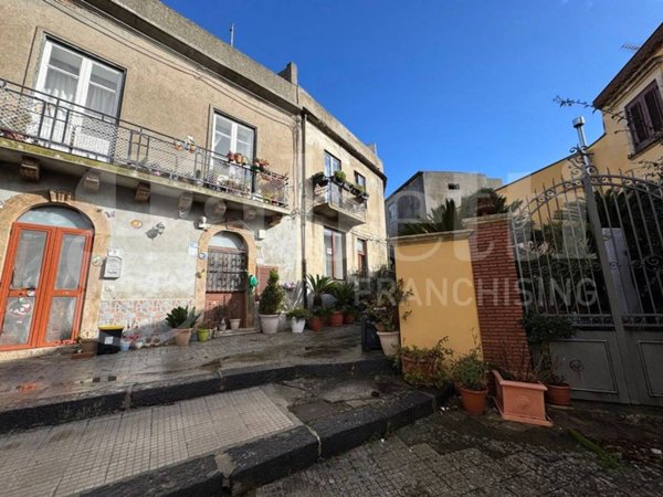 casa indipendente in vendita a Rometta