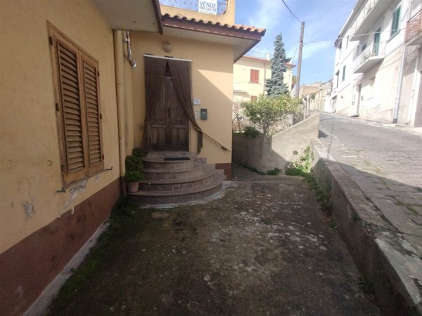 casa indipendente in vendita a Rometta