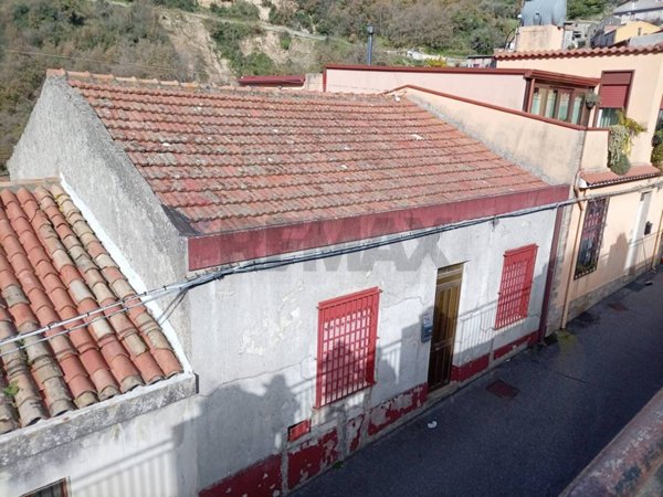 casa indipendente in vendita a Rometta in zona Gimello