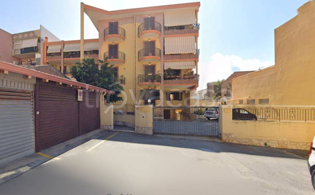 appartamento in vendita a Rometta in zona Rometta Marea