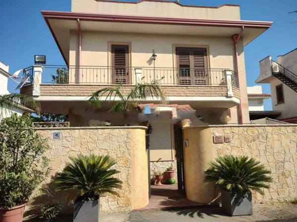 casa indipendente in vendita a Rometta in zona Rometta Marea
