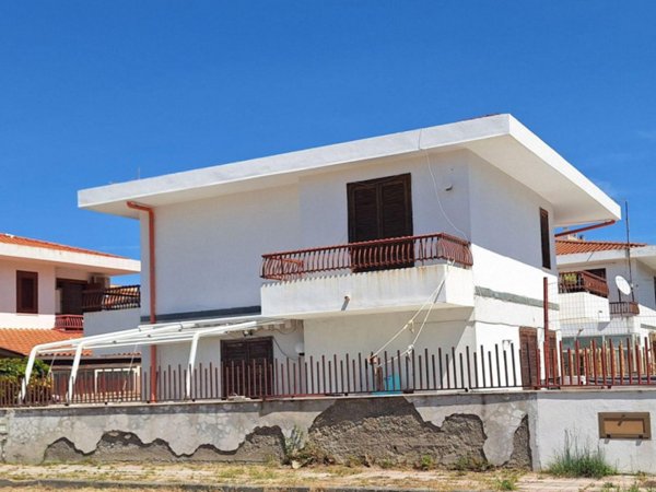 casa indipendente in vendita a Rometta