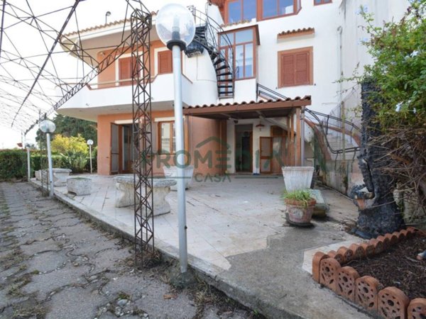 appartamento in vendita a Rometta in zona Rometta Marea