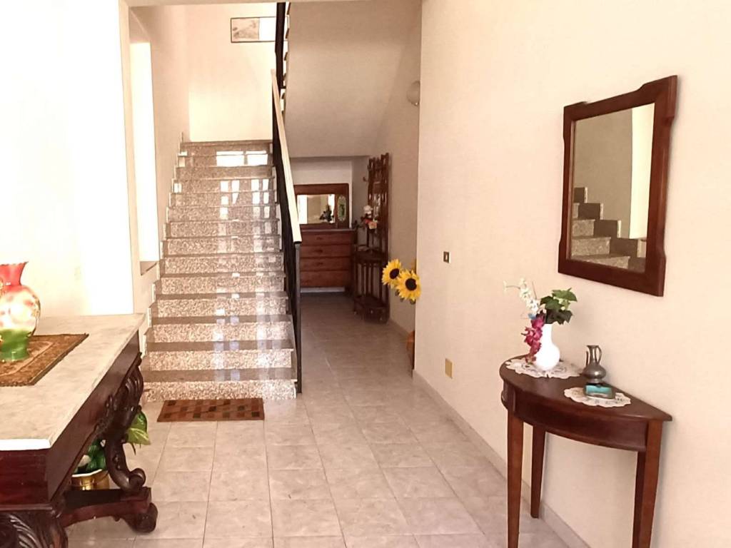 casa indipendente in vendita a Rometta in zona Rometta Marea