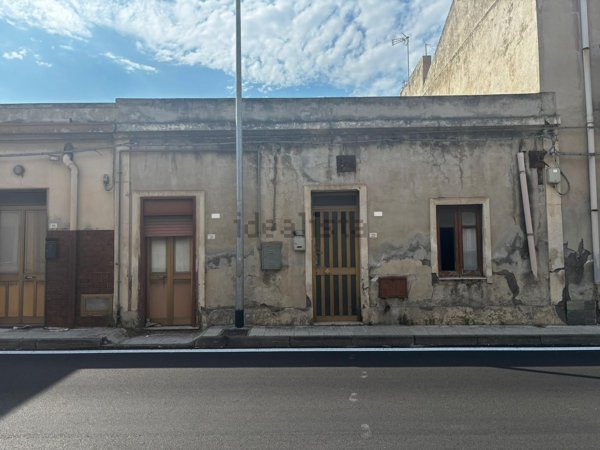casa indipendente in vendita a Rometta