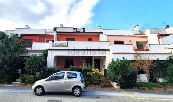 casa indipendente in vendita a Rometta in zona Rometta Marea
