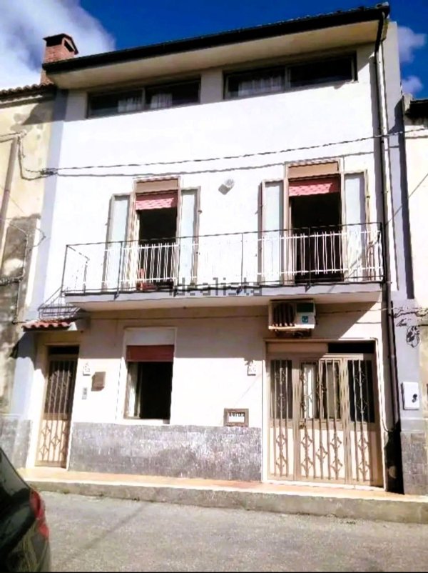 casa indipendente in vendita a Rometta in zona Sotto Castello