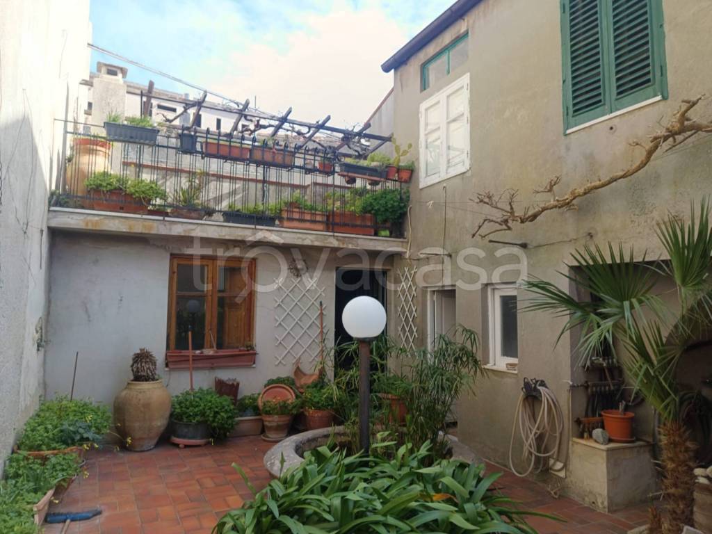 casa indipendente in vendita a Rometta in zona San Cono