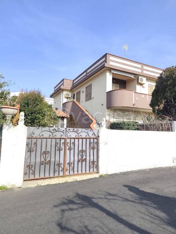 casa indipendente in vendita a Rometta in zona Rometta Marea