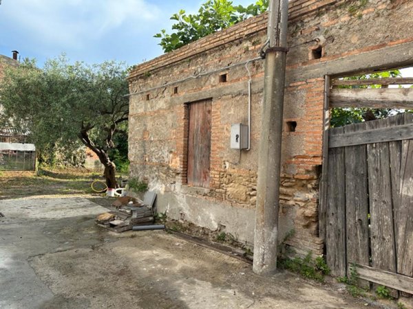 casa indipendente in vendita a San Filippo del Mela in zona Cattafi