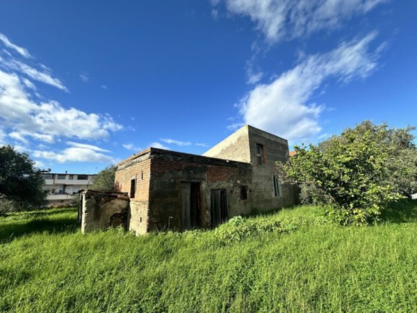 casa indipendente in vendita a San Filippo del Mela in zona Archi