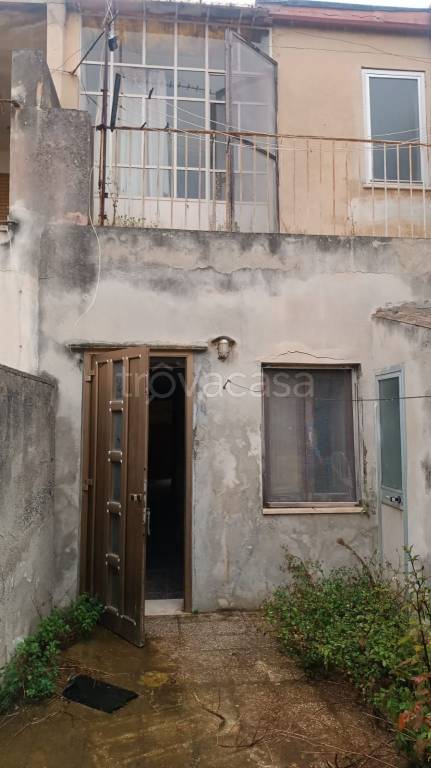 casa indipendente in vendita a San Filippo del Mela in zona Cattafi