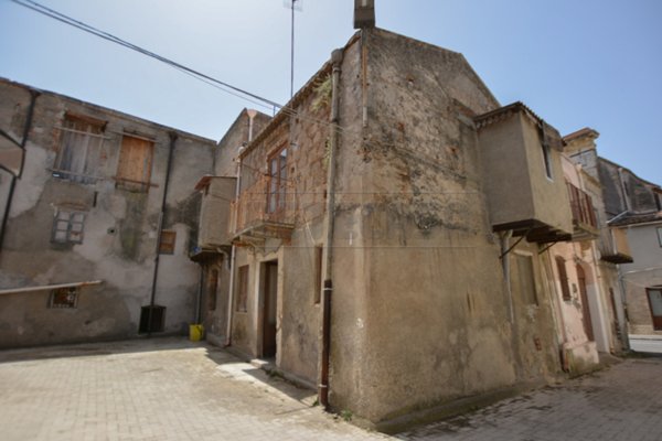 casa semindipendente in vendita a San Filippo del Mela