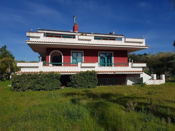casa indipendente in vendita a San Filippo del Mela in zona Corriolo