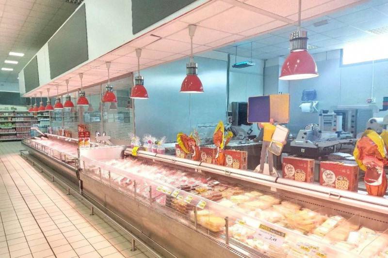 locale di sgombero in vendita a San Filippo del Mela in zona Archi