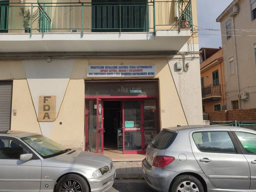 negozio in vendita a San Filippo del Mela