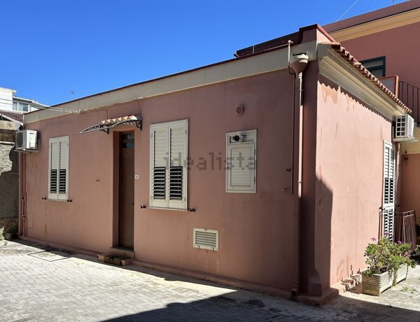 casa indipendente in vendita a San Filippo del Mela