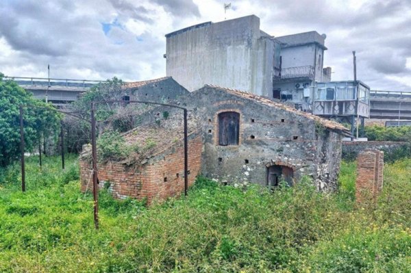casa indipendente in vendita a San Filippo del Mela in zona Archi